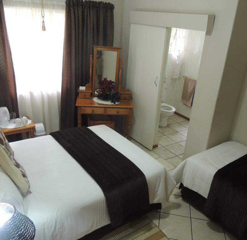 Rita'S Guesthouse Cc فرايهيد المظهر الخارجي الصورة