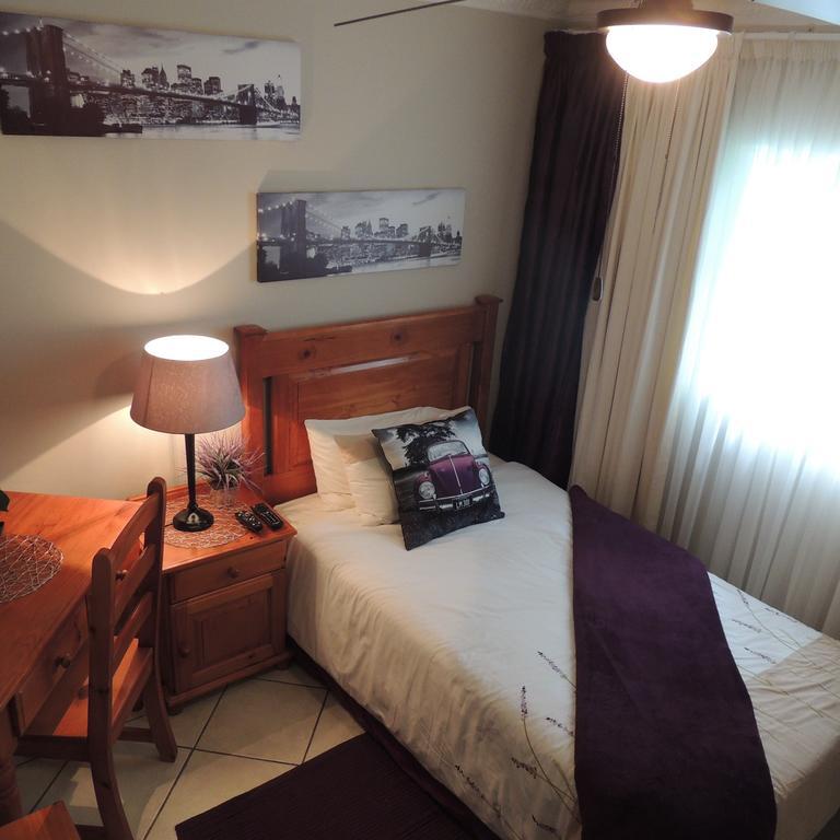 Rita'S Guesthouse Cc فرايهيد المظهر الخارجي الصورة