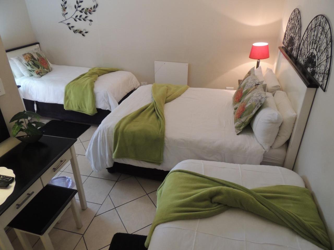 Rita'S Guesthouse Cc فرايهيد المظهر الخارجي الصورة